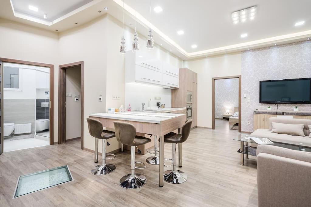 부다페스트 Szalag Utca 6 Luxurious Flat Castle District 아파트 외부 사진